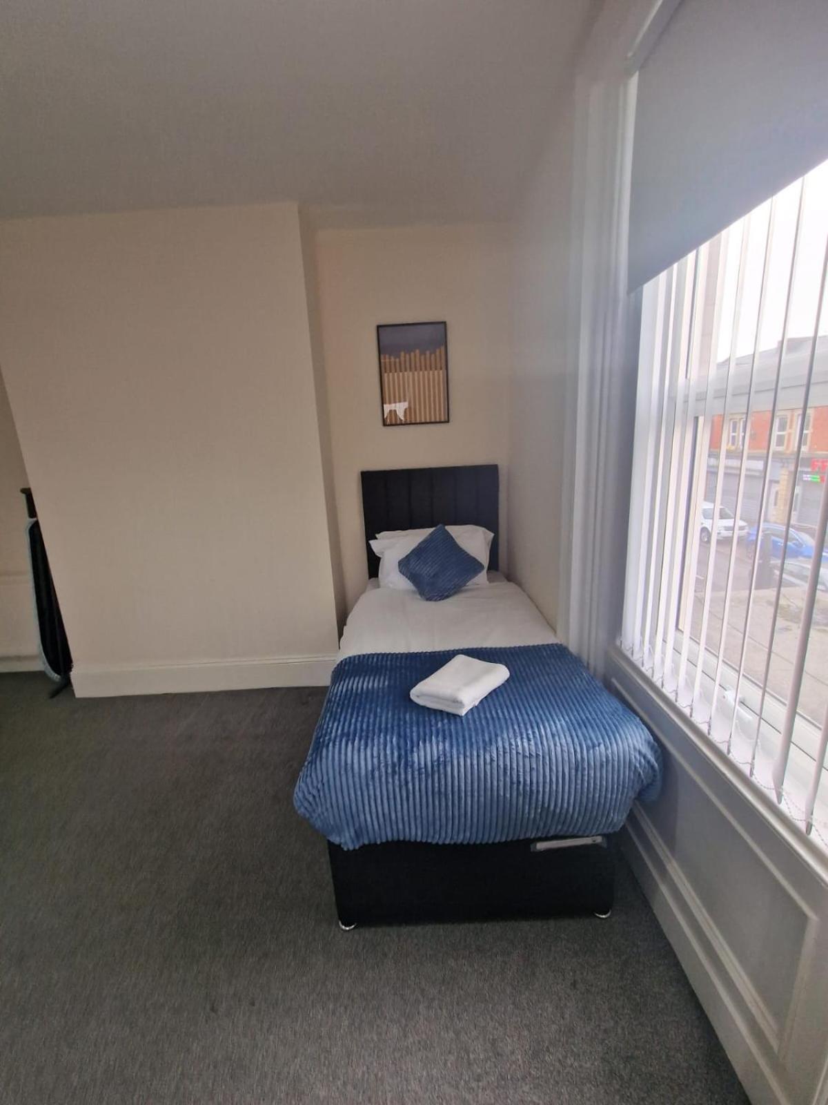 Laluna One Bedroom Apartment Newcastle Exteriör bild